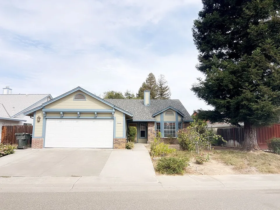 8135 Northern Oak Cir