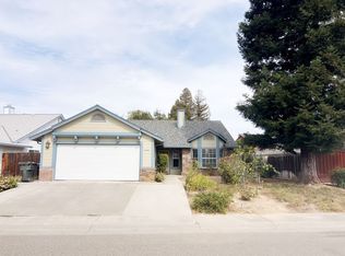 8135 Northern Oak Cir, Sacramento, CA 95828