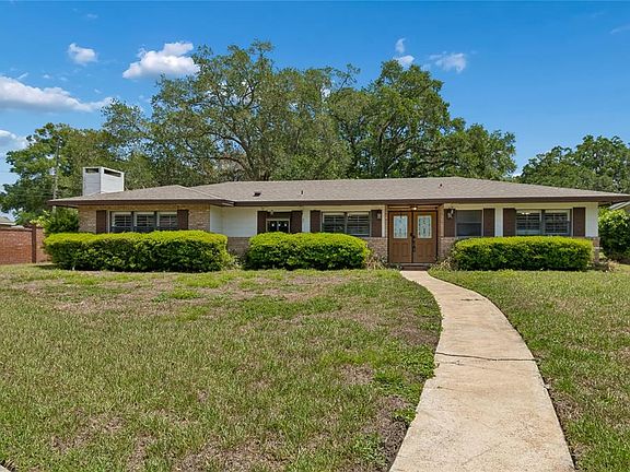 2nd image of 4801 Big Oaks Ln