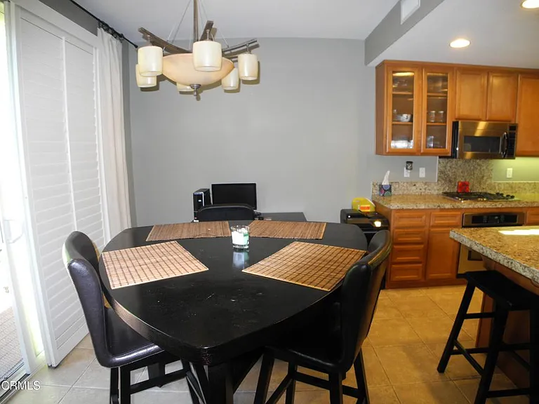 27031 Fairway Ln — Photo 9