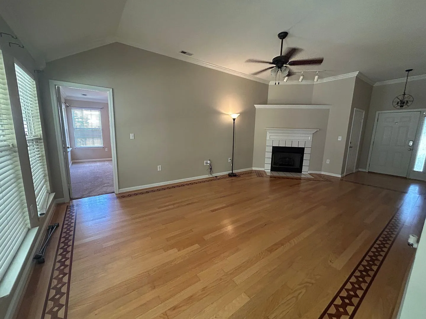 Move-In Ready 3BR Home Near Research Park & Redstone Arsenal — Photo 3