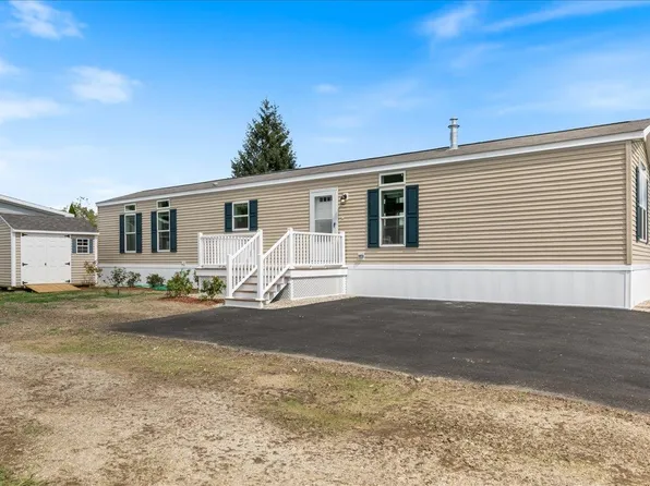 93 Dart Drive, Salem, NH 03079