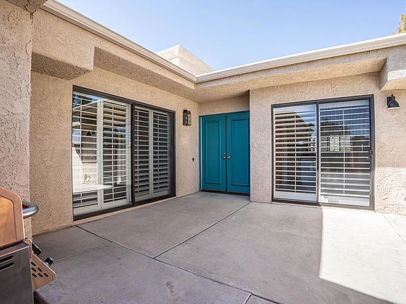 2nd image of 36075 Paseo Circulo W