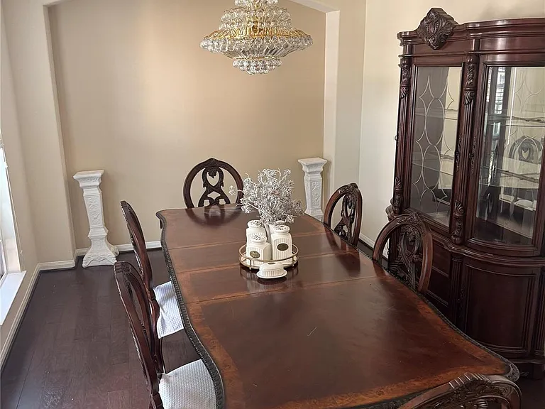 2719 Lake Villa Dr — Photo 9