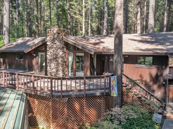 2243 Blair Rd, Pollock Pines, CA 95726
