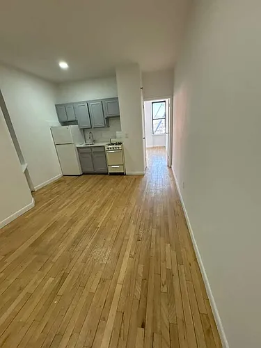2335 1st Ave Photo 1