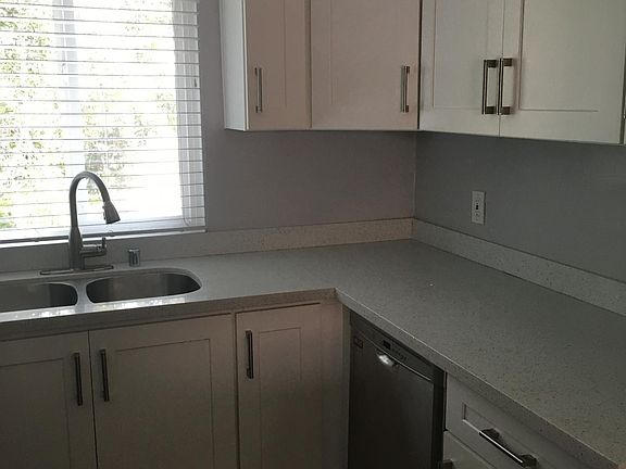 5th image of 13000 Valleyheart Dr APT 19