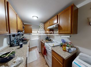 38 Gibson St #5C, Cambridge, MA 02138