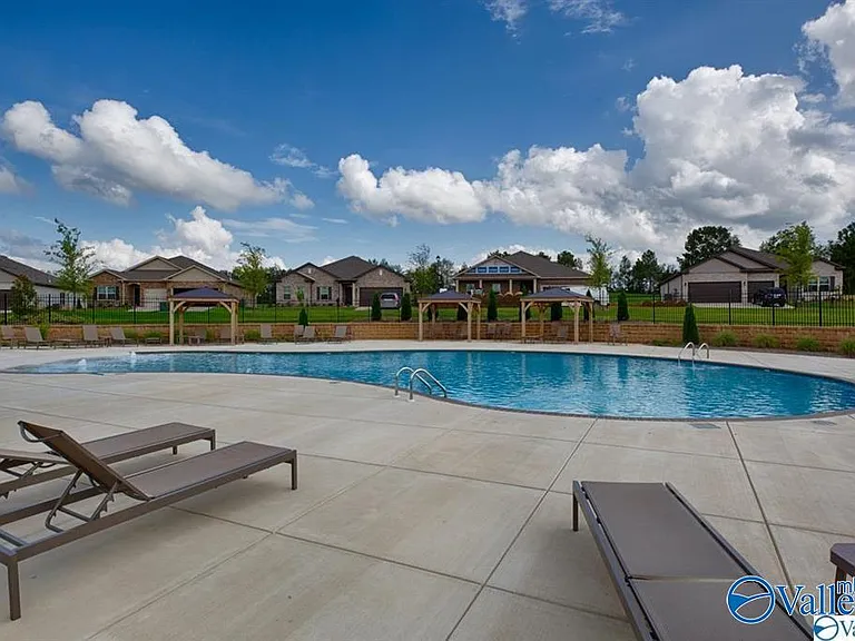 14604 London Ln — Photo 18