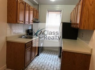 4415 34th Ave APT 3F, Long Island City, NY 11101