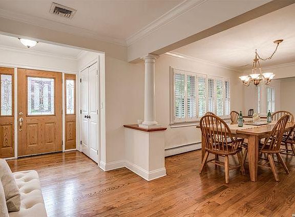 4th image of 43 Wendover Dr