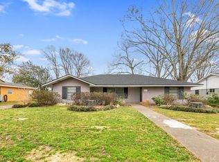 1518 Dean St, Sulphur, LA 70663