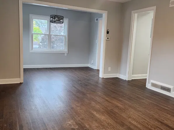 13 Shoreham Ter, Fairfield, CT 06824