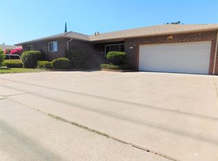 615 W Turner Rd, Lodi, CA 95240
