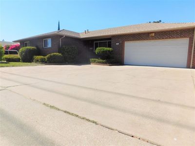 615 W Turner Rd, Lodi, CA, 95240