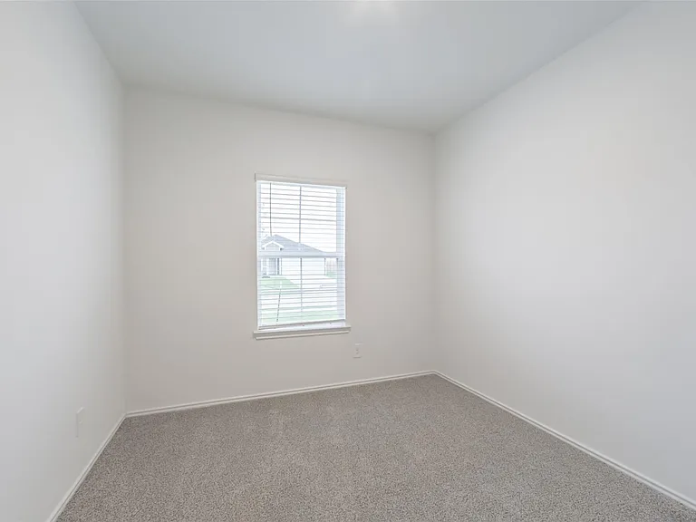 2209 Laurel Bloom Ln — Photo 16