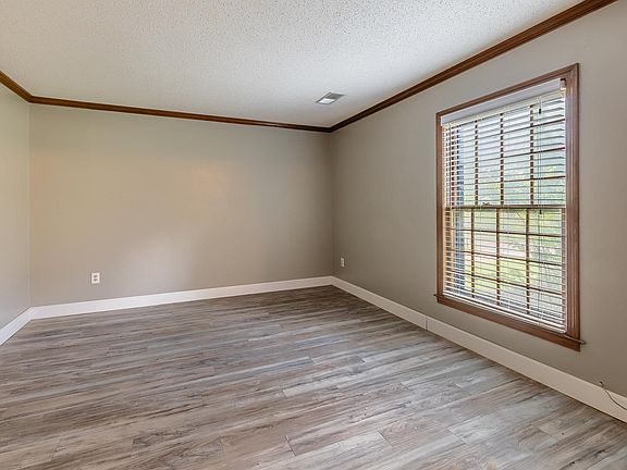 5th image of 8088 Savannah Way