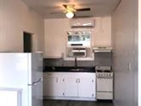 5th image of 1401 E Alfred St #7
