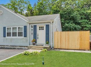 13B Primrose Ln, Jackson, NJ 08527