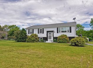10 Robin Rd, Bridgewater, MA 02324