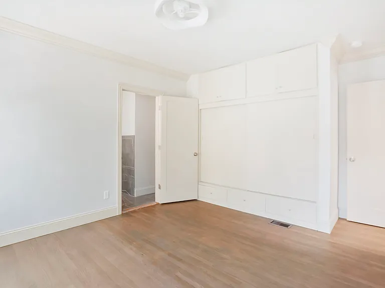 4766 Terrace Dr — Photo 19