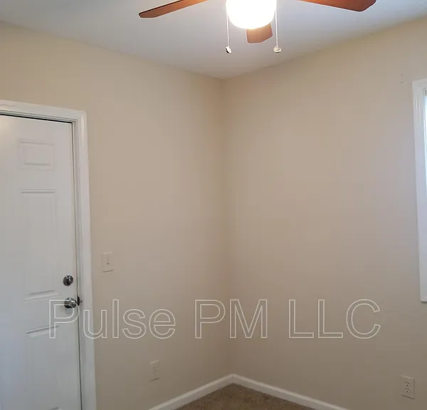 58 Tower Hill Rd — Photo 15