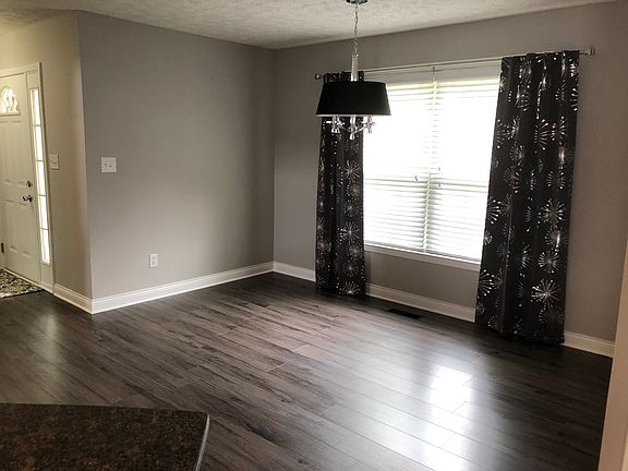 4th image of 209 Shanks Mill Ct