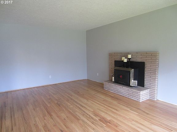 3rd image of 6215 NW Bernie Dr