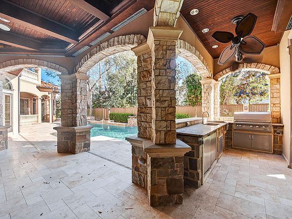 5th image of 11117 Beinhorn Rd