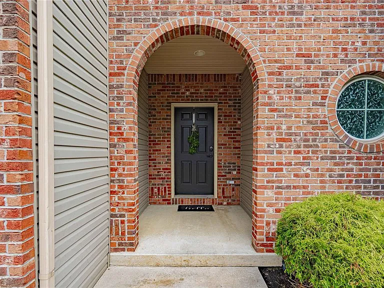 253 Milkweed Dr — Photo 4