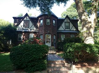 186 Wallis Rd, Brookline, MA 02467