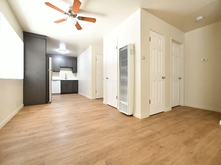 2514 College Ave — Photo 16