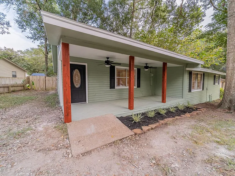5739 Skylane Dr — Photo 34