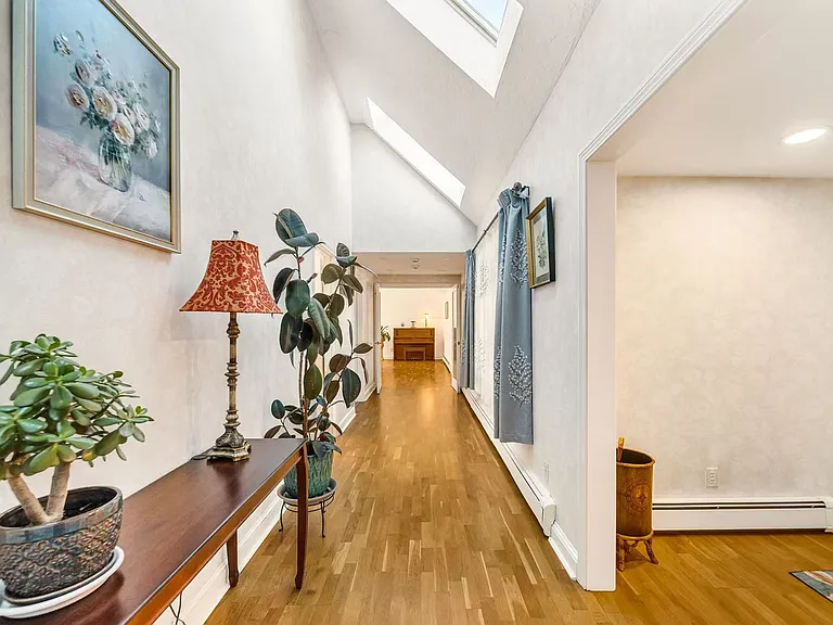 39 Kings Grant Rd — Photo 7