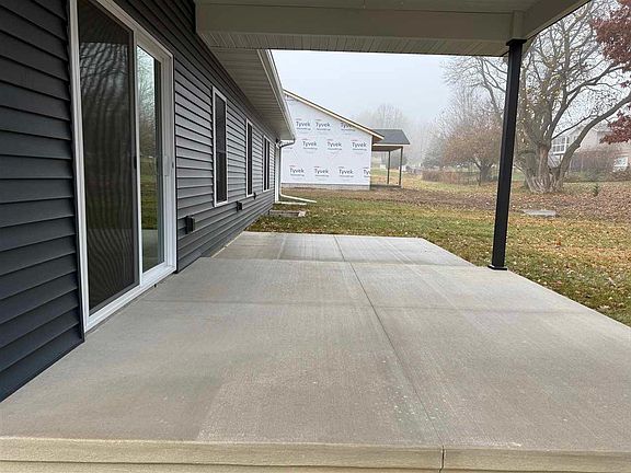 4th image of 805 Prairie View Dr