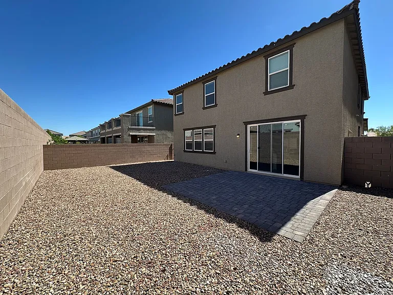 5953 Bruselas St — Photo 27