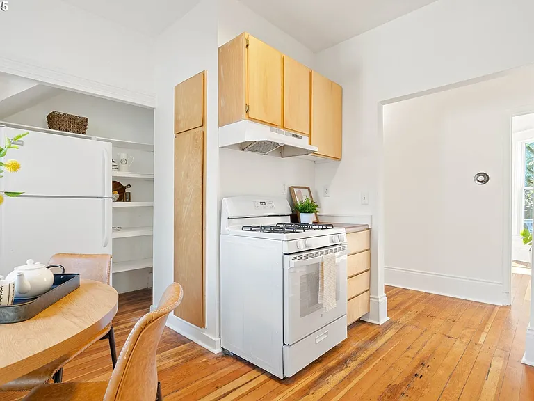 5705 N Albina Ave #1 — Photo 9