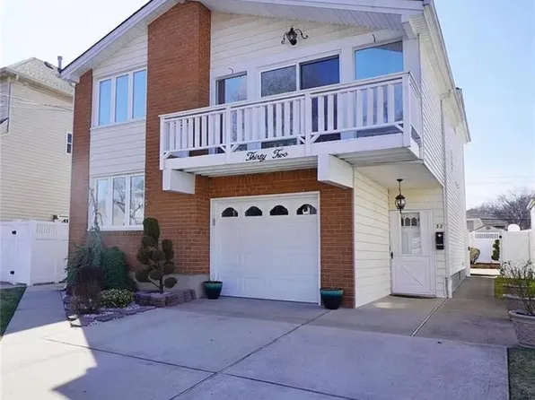32 Dickie Ave, Staten Island, NY 10314