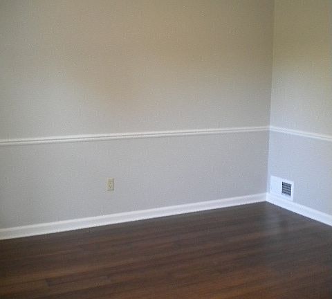 5th image of 523 Lake Shore Dr N