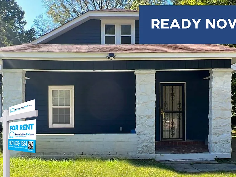 735 Roanoke Ave — Photo 1