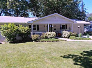 227 Terrace Dr, Independence, IA 50644