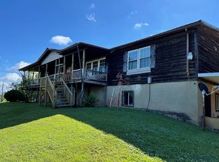 55 Hummingbird Ln, Mount Zion, WV 26151
