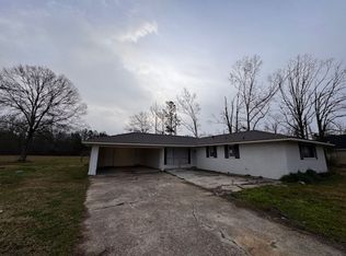 45305 Rogers Rd, Hammond, LA 70401