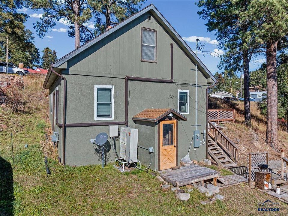 1st image of 407 W Summit St