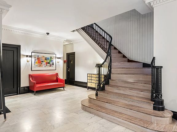 2nd image of 25 5th Ave APT 5G