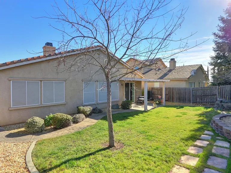 11733 Corino Way — Photo 22