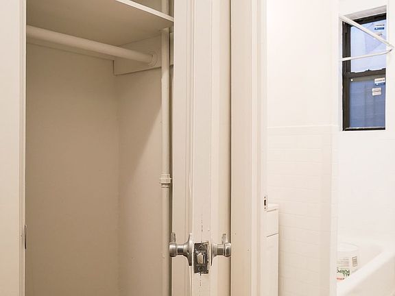 4th image of 1281 Union St APT 6B