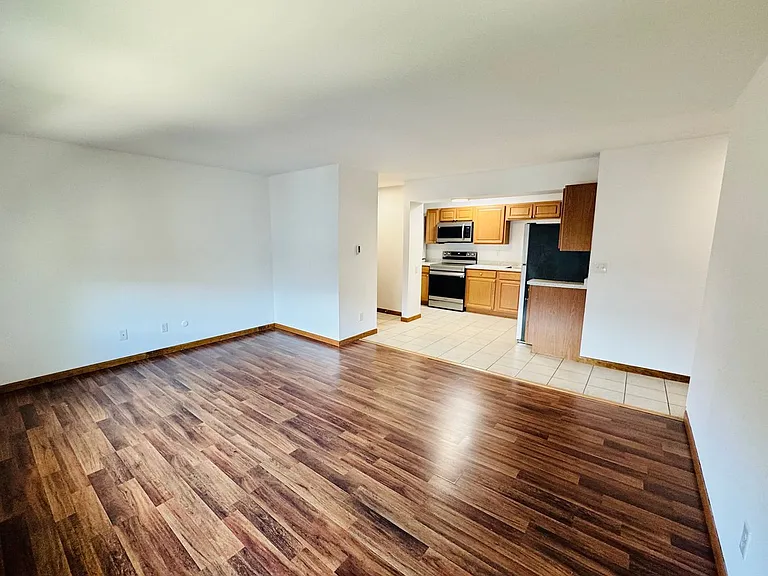 700 Whitman St — Photo 5