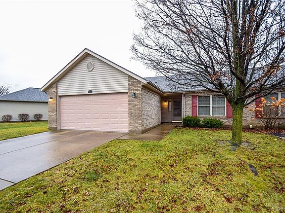 3rd image of 6752 Grovebelle Dr