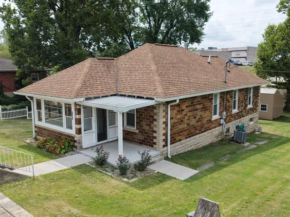 807 Walnut St, Oolitic, IN 47451